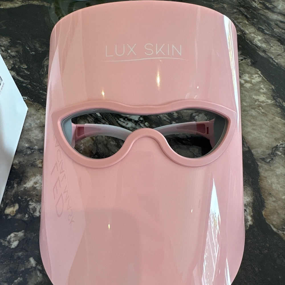 LED facial mask